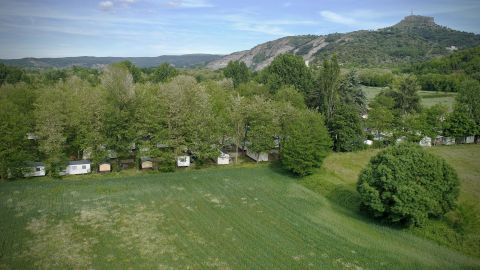 Camping Le Chassezac, camping en pleine nature en Sud Ardèche près de Vallon Pont d'Arc