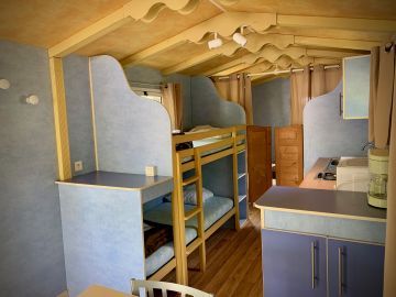 Les roulottes pour 4 personnes au camping le Chassezac en Ardèche