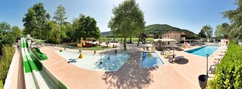 Toboggans aquatiques du camping 3 étoiles en Sud Ardèche le Chassezac
